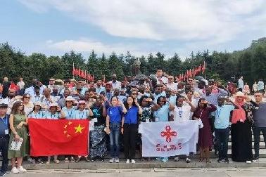 迎国庆| 各国友人齐送祝福，献礼新中国